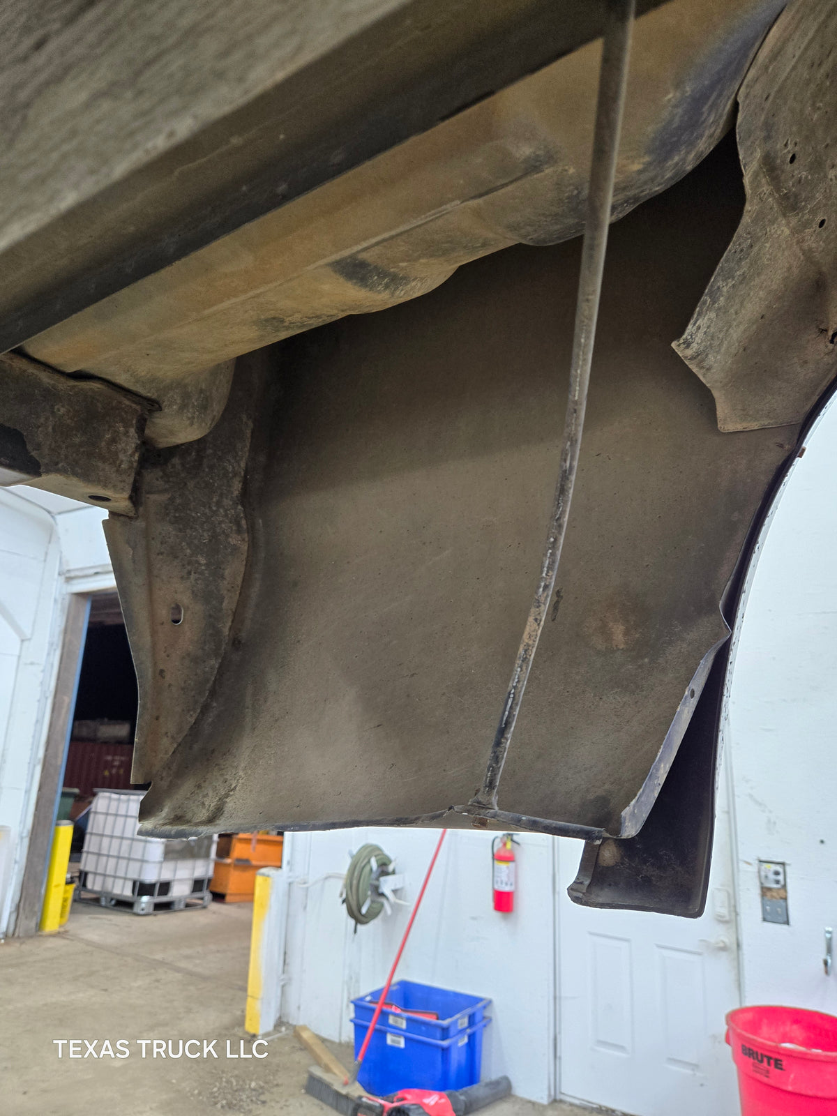1999-2010 Ford F250 F350 Super Duty 6' 9" Short Truck