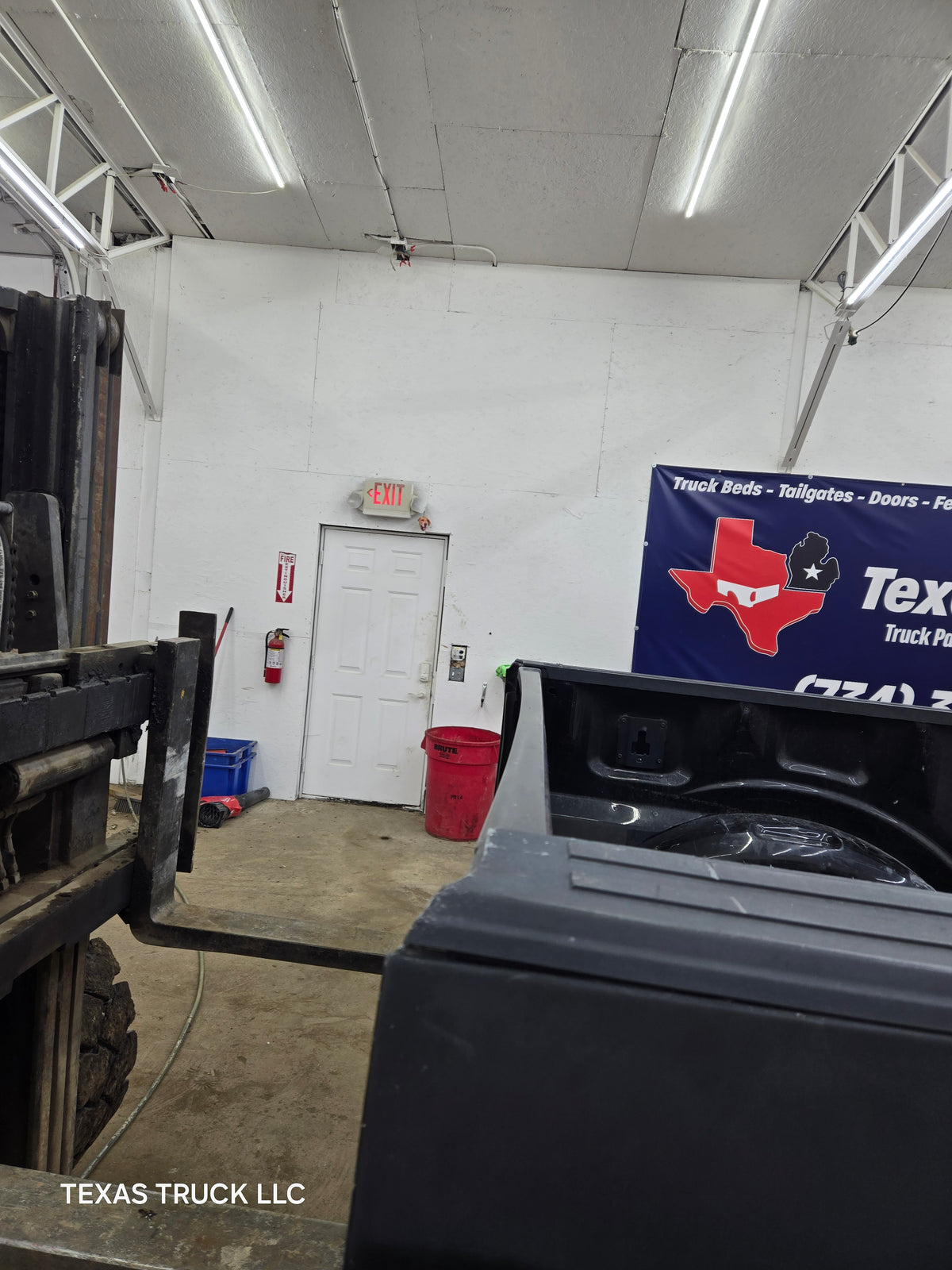 2015-2020 Ford F150 5' 5" Short Bed Without Wheel Lip Molding