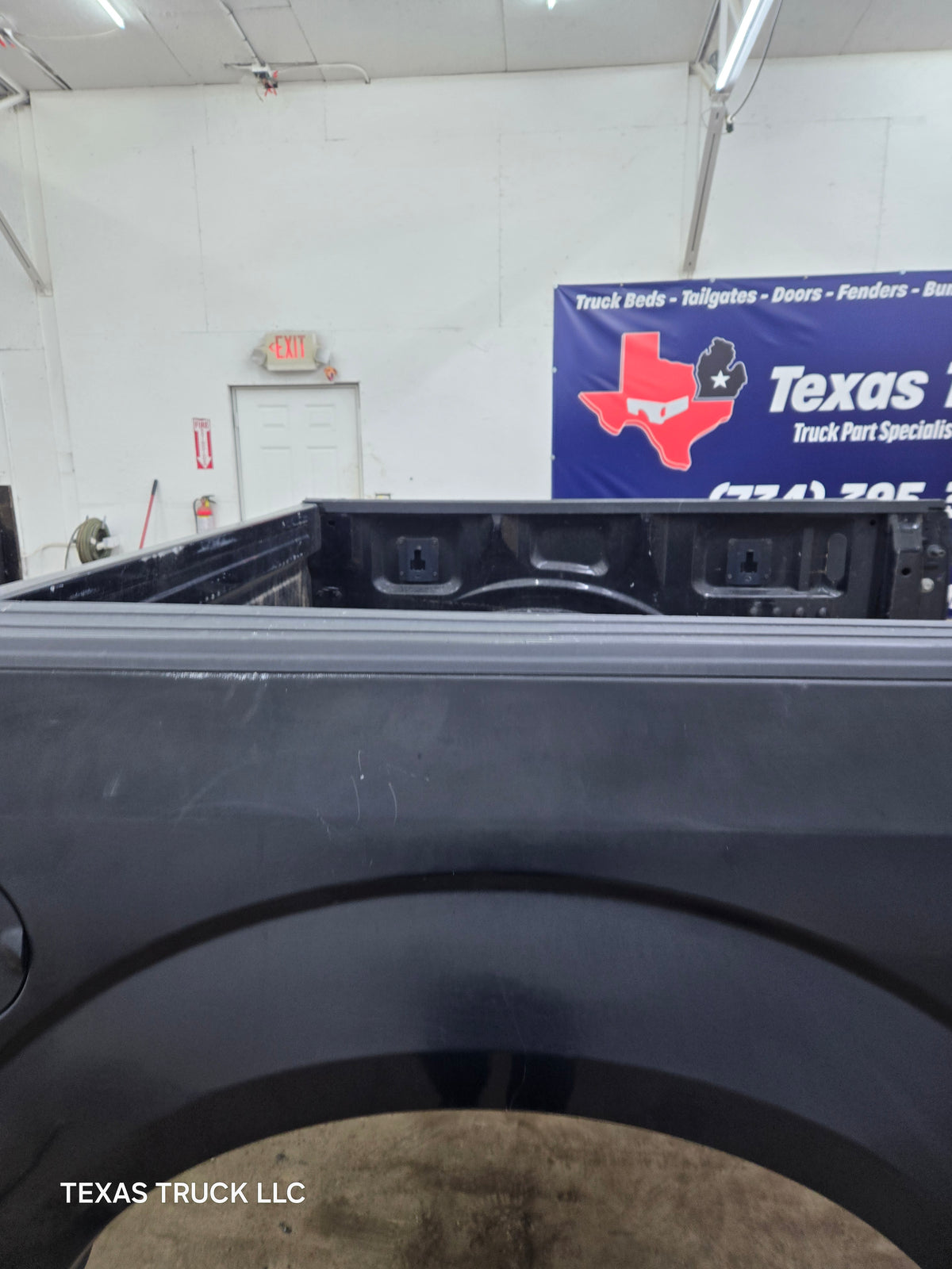 2015-2020 Ford F150 5' 5" Short Bed Without Wheel Lip Molding
