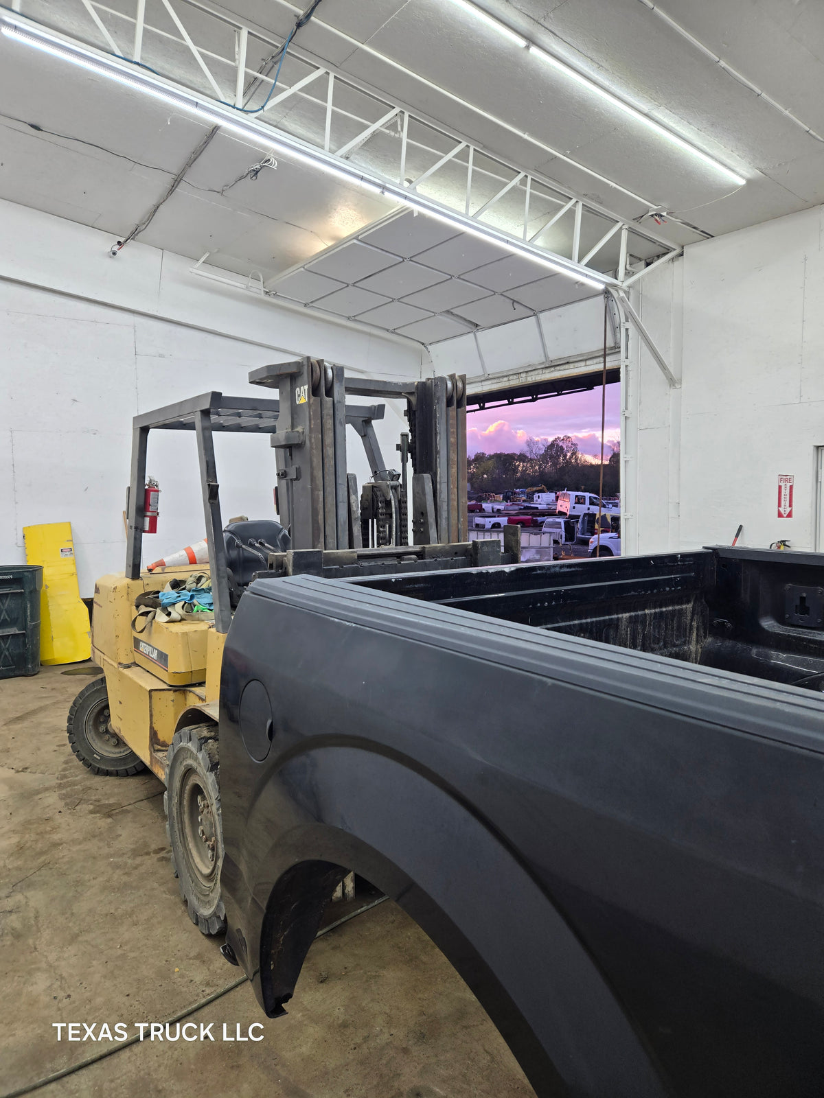 2015-2020 Ford F150 5' 5" Short Bed Without Wheel Lip Molding