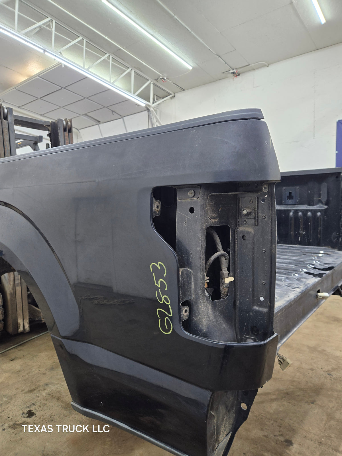 2015-2020 Ford F150 5' 5" Short Bed Without Wheel Lip Molding