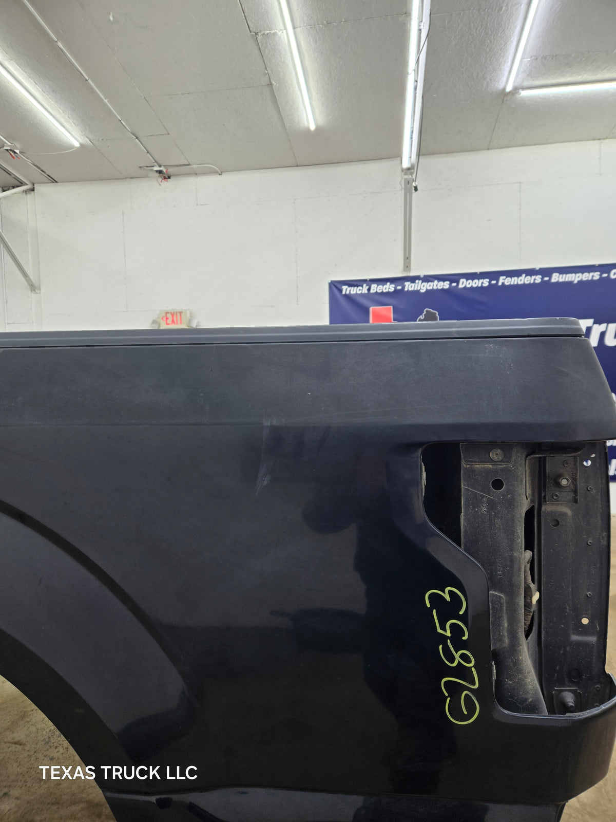 2015-2020 Ford F150 5' 5" Short Bed Without Wheel Lip Molding
