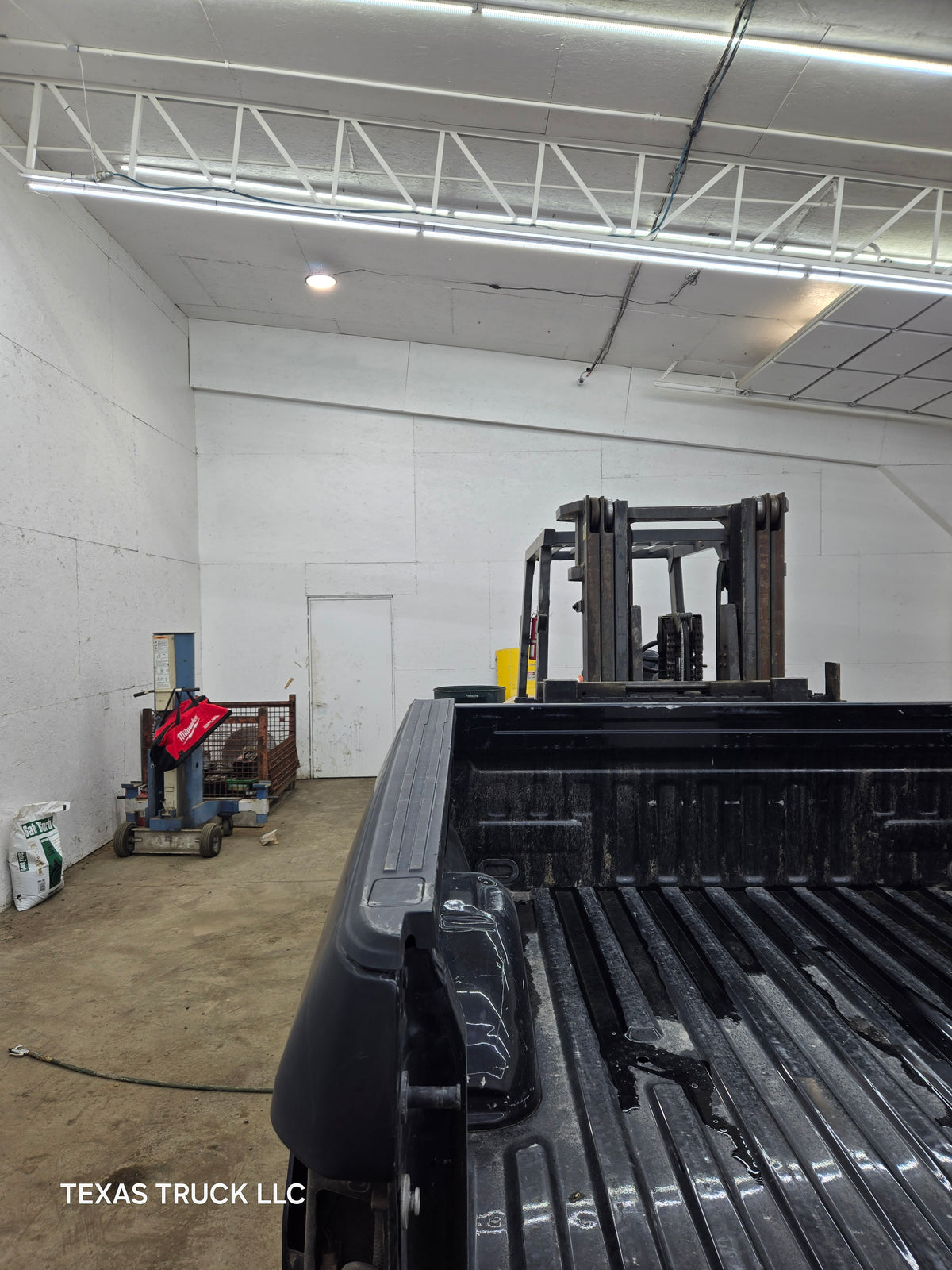 2015-2020 Ford F150 5' 5" Short Bed Without Wheel Lip Molding