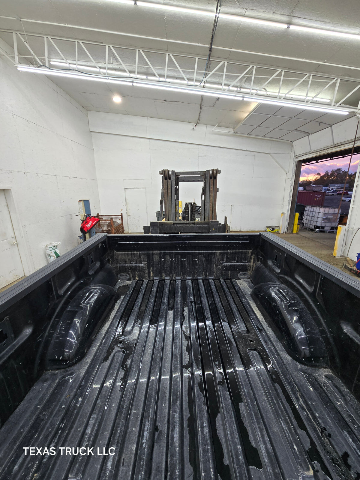 2015-2020 Ford F150 5' 5" Short Bed Without Wheel Lip Molding