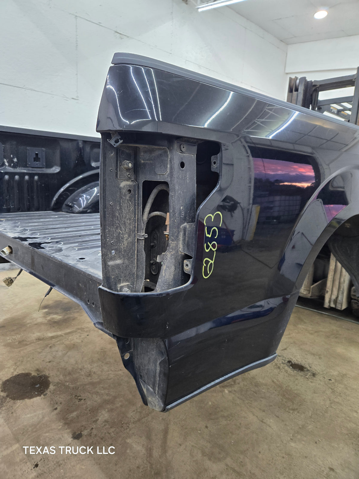 2015-2020 Ford F150 5' 5" Short Bed Without Wheel Lip Molding