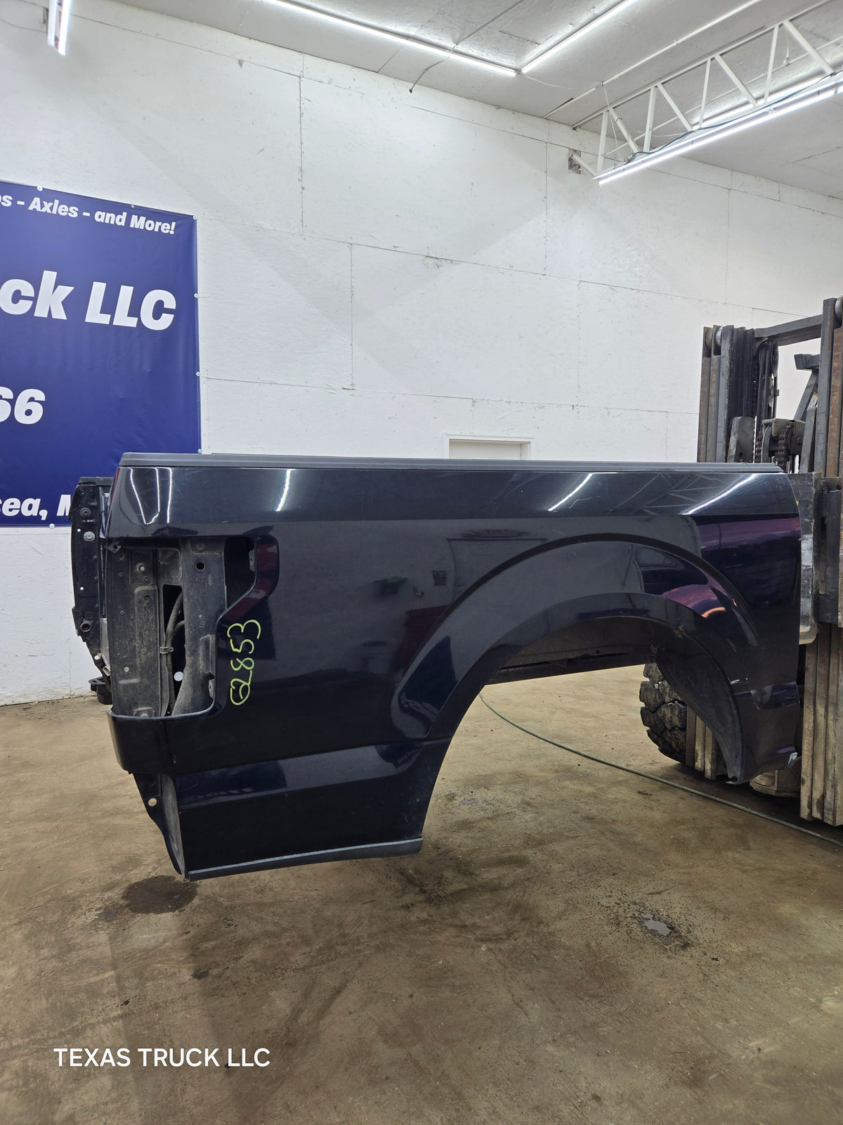 2015-2020 Ford F150 5' 5" Short Bed Without Wheel Lip Molding