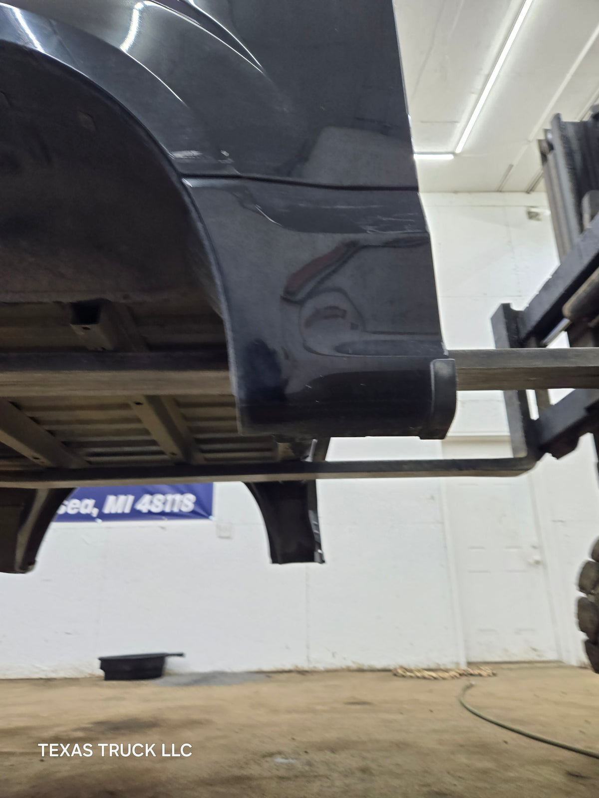 2015-2020 Ford F150 5' 5" Short Bed Without Wheel Lip Molding