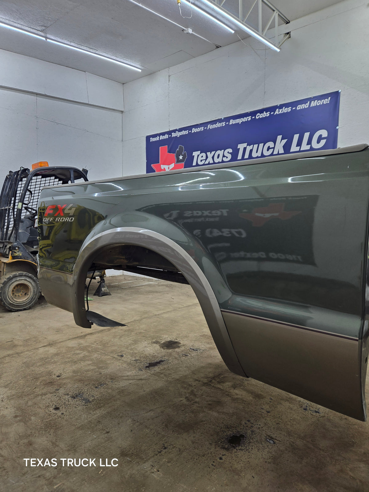 1999-2010 Ford F250 F350 Super Duty 6' 9" Short Truck