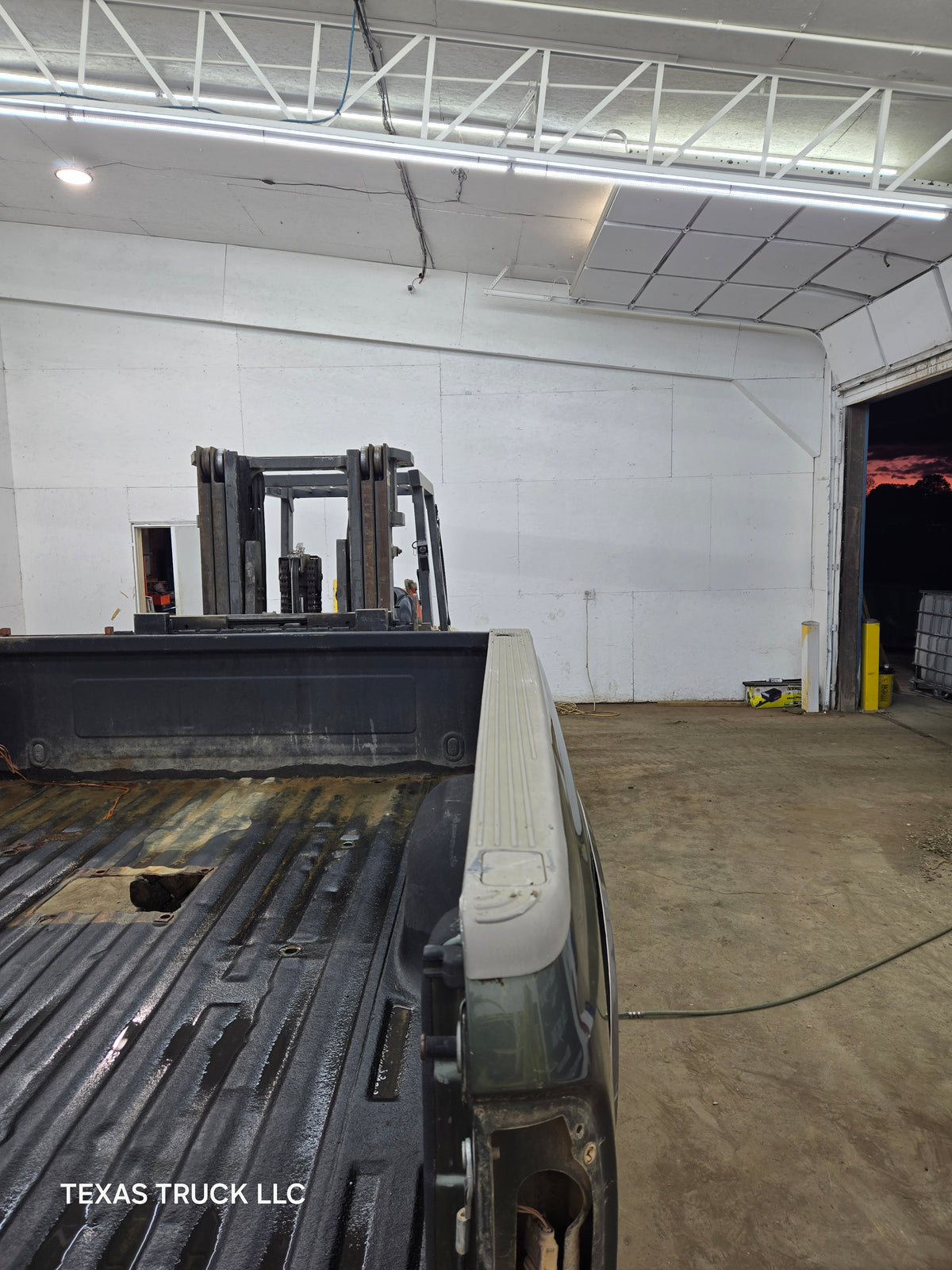 1999-2010 Ford F250 F350 Super Duty 6' 9" Short Truck