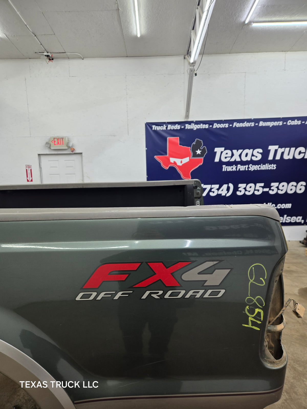 1999-2010 Ford F250 F350 Super Duty 6' 9" Short Truck