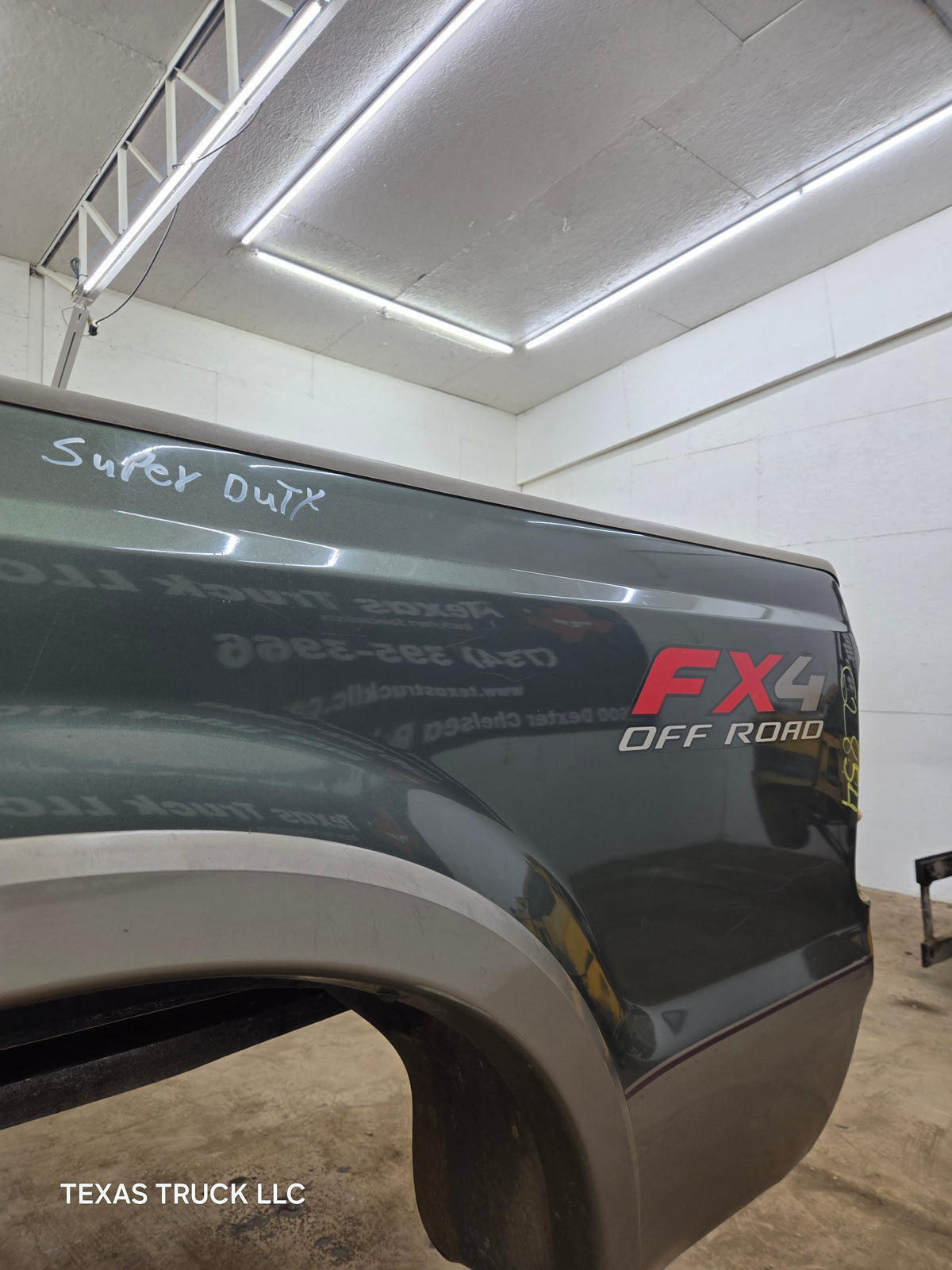 1999-2010 Ford F250 F350 Super Duty 6' 9" Short Truck