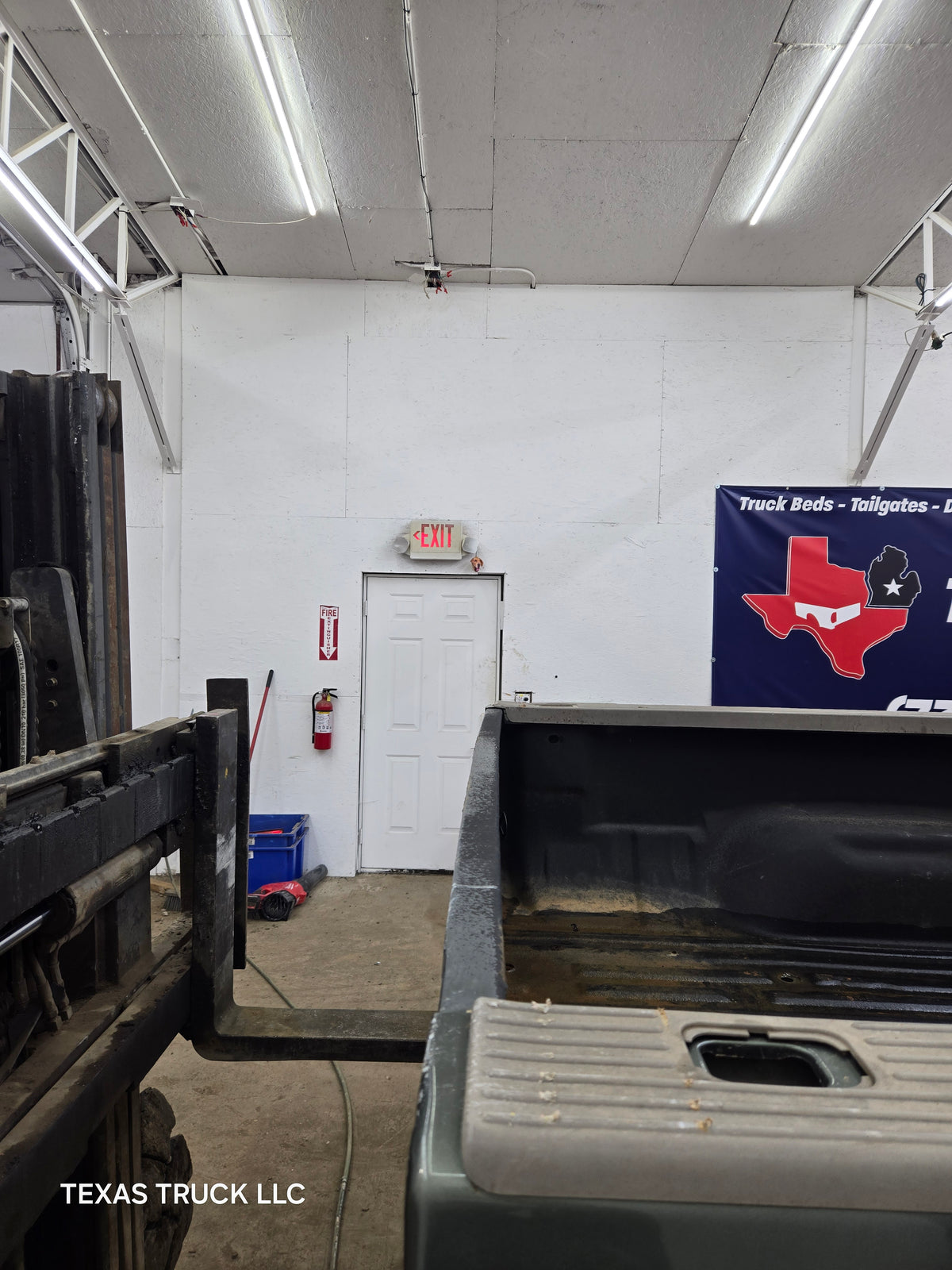 1999-2010 Ford F250 F350 Super Duty 6' 9" Short Truck
