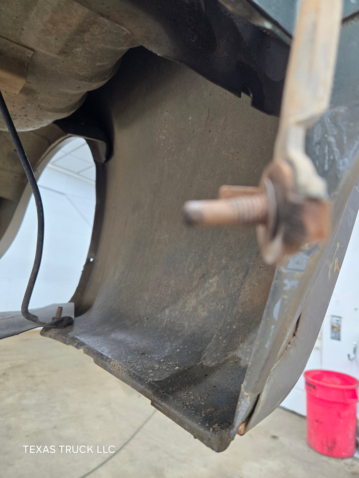 1999-2010 Ford F250 F350 Super Duty 6' 9" Short Truck