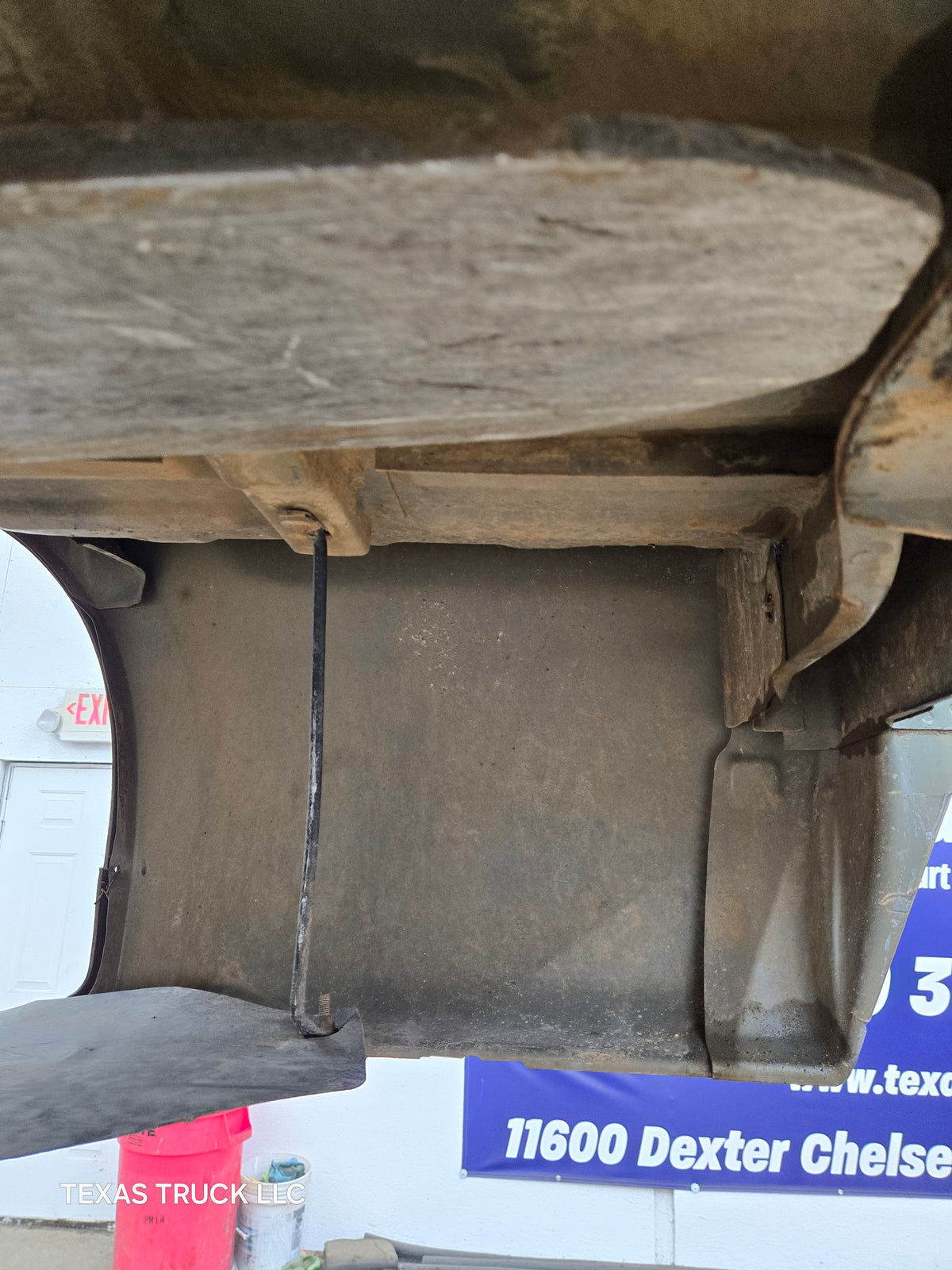 1999-2010 Ford F250 F350 Super Duty 6' 9" Short Truck