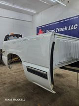 1999-2007 Chevrolet Silverado / GMC Sierra 1500 2500HD 3500HD 6' 6" Short Truck Bed